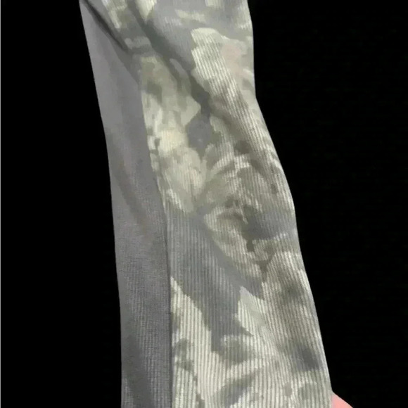 Athleta Triumph Printed Hoodie Sz SP Zip Jacket Green Floral Stretch - Picture 5 of 15